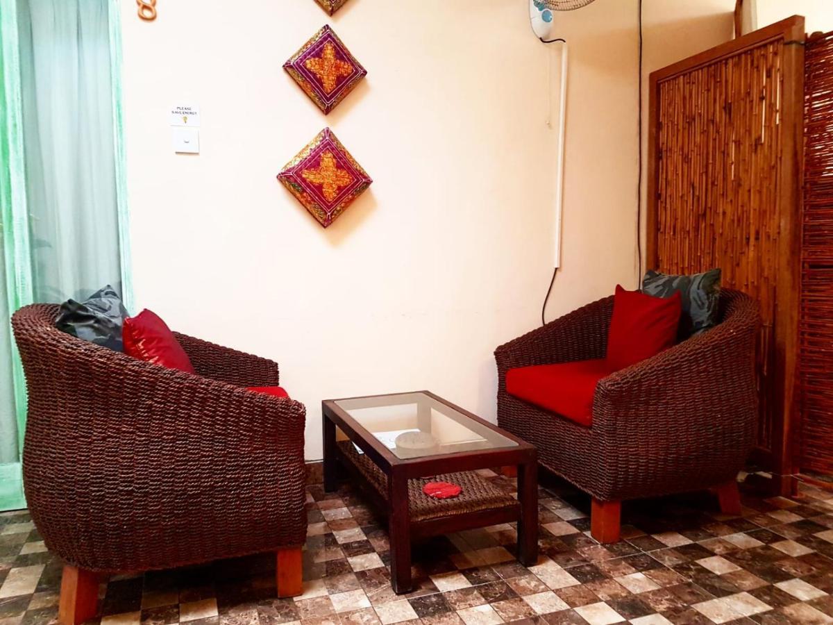 Отель Puri Dedari Sanur Экстерьер фото