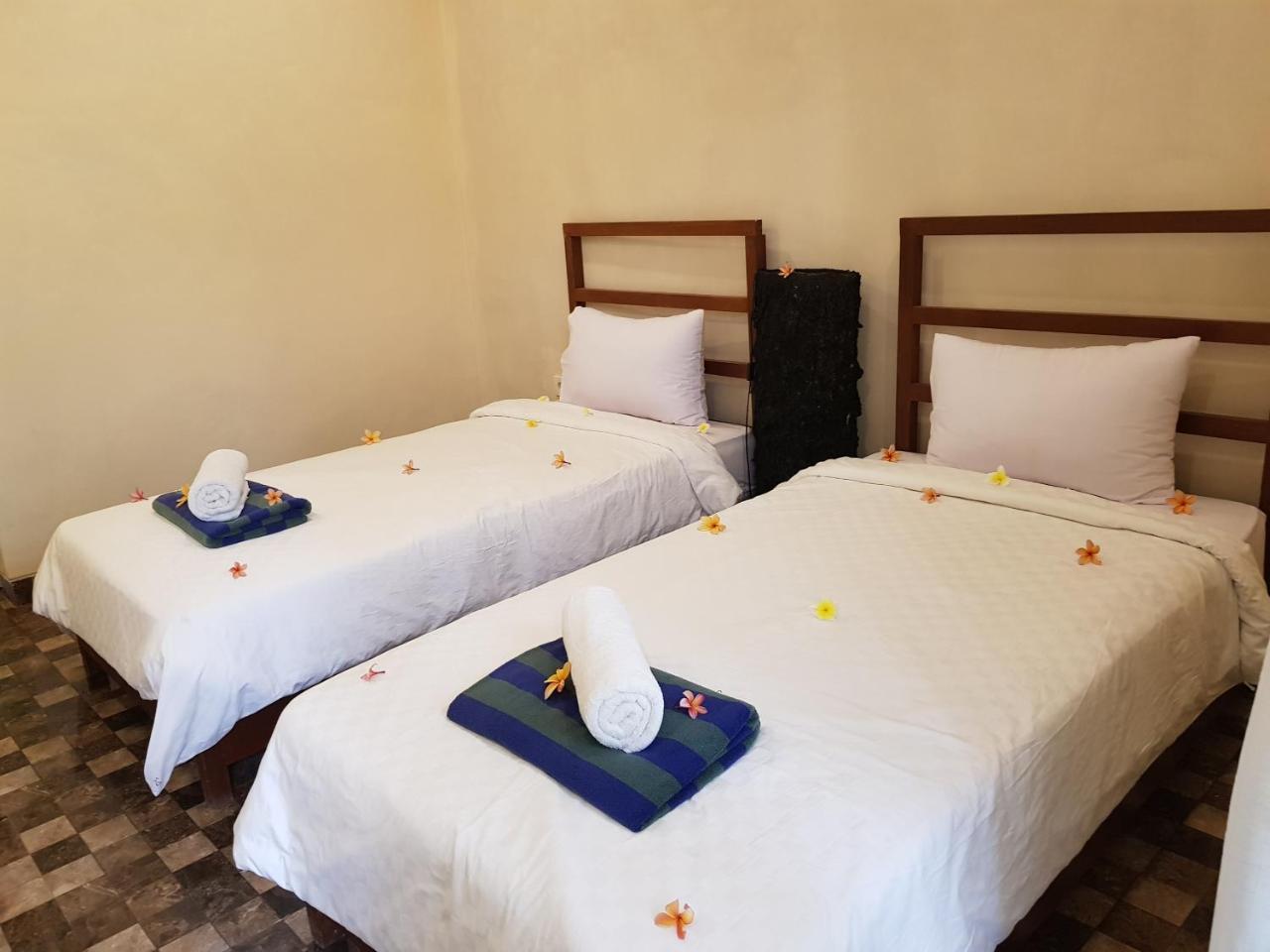 Отель Puri Dedari Sanur Экстерьер фото