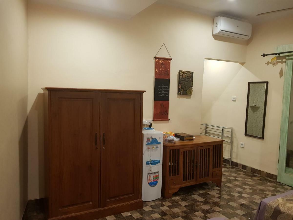 Отель Puri Dedari Sanur Экстерьер фото