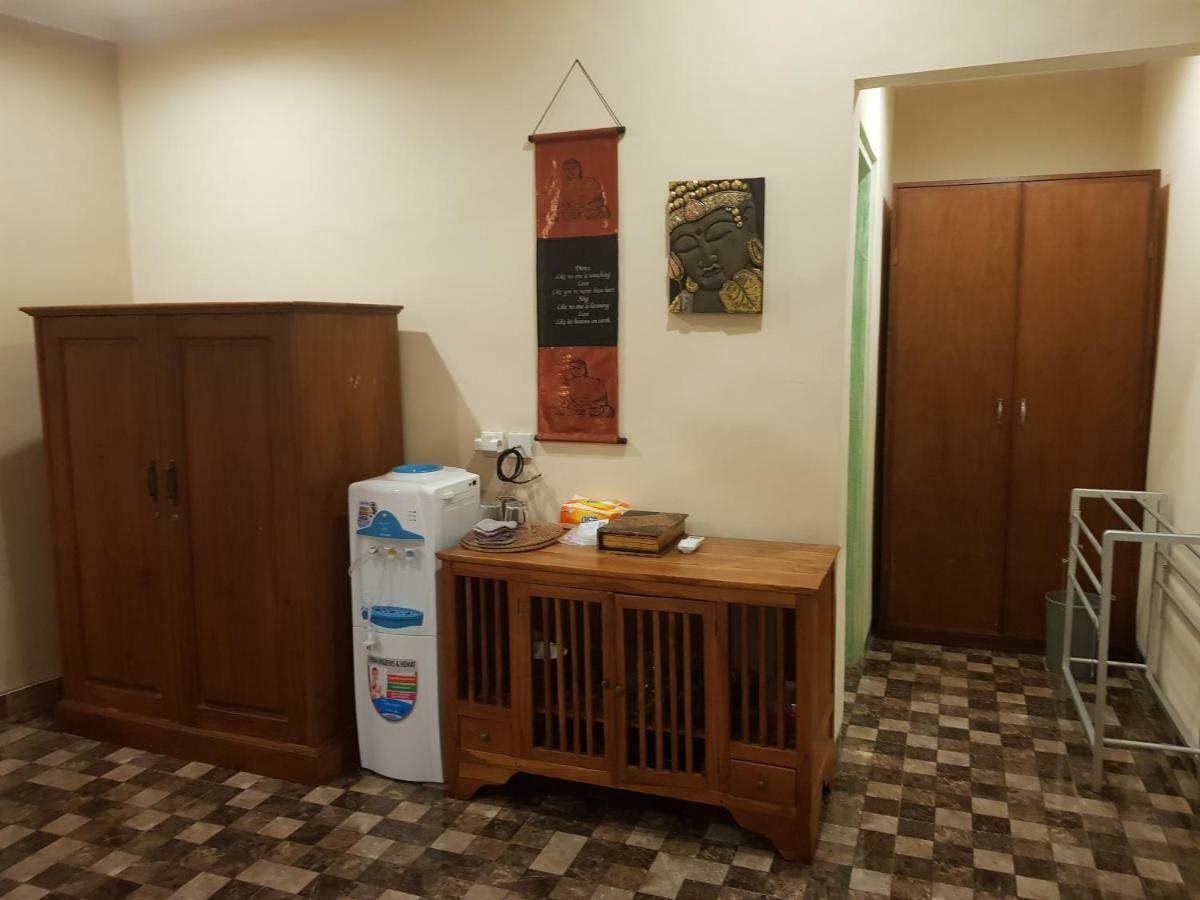 Отель Puri Dedari Sanur Экстерьер фото