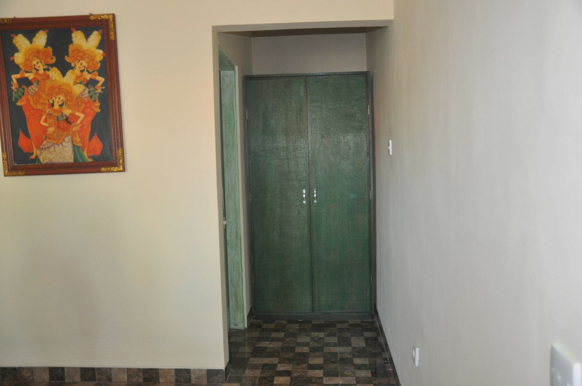 Отель Puri Dedari Sanur Экстерьер фото