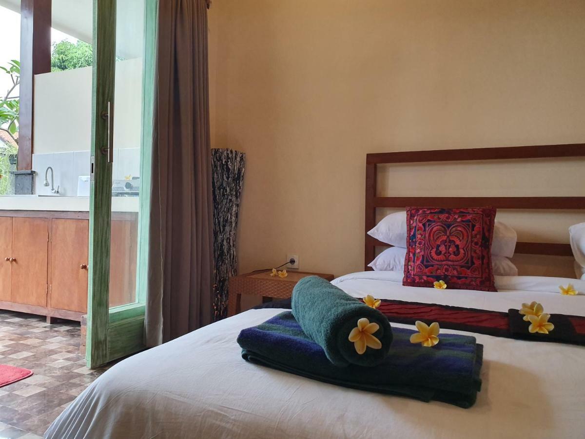 Отель Puri Dedari Sanur Экстерьер фото