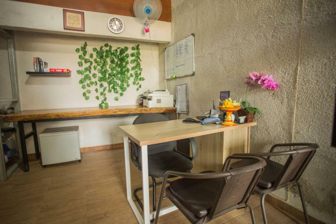 Отель Puri Dedari Sanur Экстерьер фото