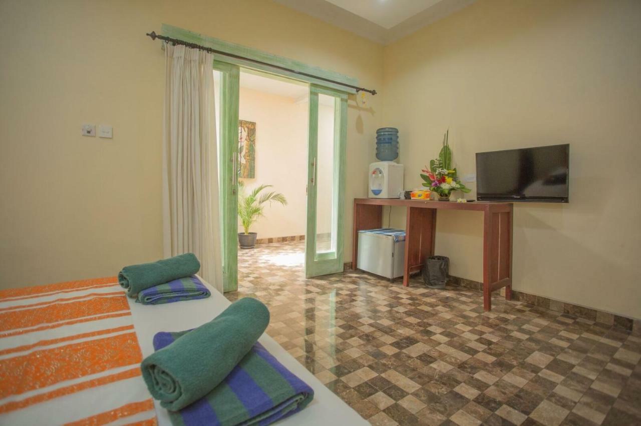 Отель Puri Dedari Sanur Экстерьер фото